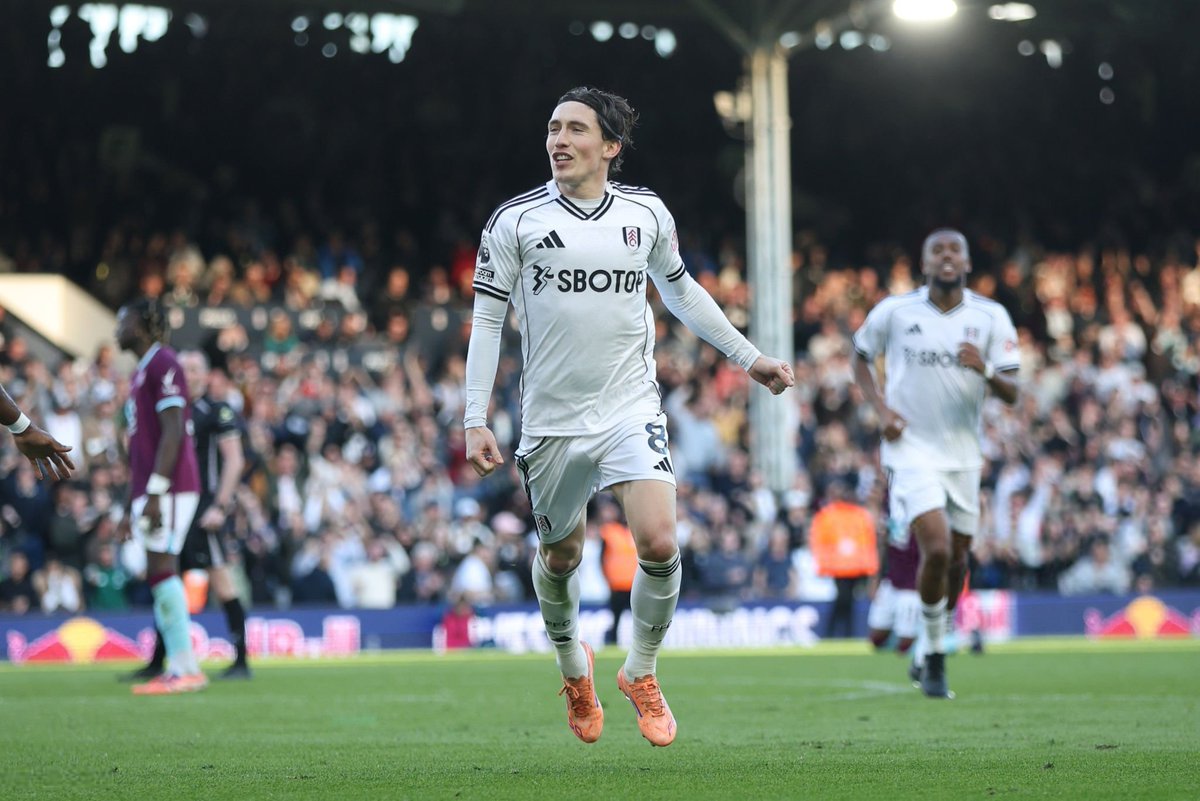 عمرو tweet media