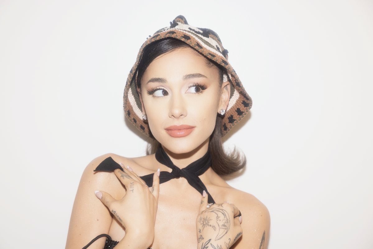 𝖠𝗎𝗋𝖺, ❀. tweet media