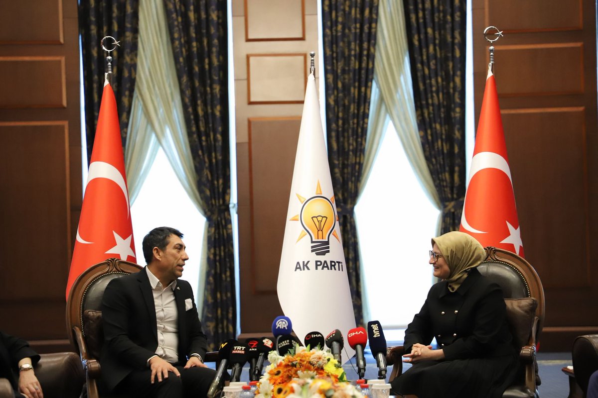 📌  AK PARTİ

Anavatan Partisi Genel Merkezi olarak, Ramazan Bayramı vesilesiyle AK Parti heyetiyle gerçekleştirdiğimiz bayramlaşma programı; Genel Başkan Yardımcımız ve Teşkilat Başkanımız Sayın Ekrem Tüzün başkanlığındaki ziyaret heyetimiz ile Genel Başkan Yardımcımız ve Bilgi
