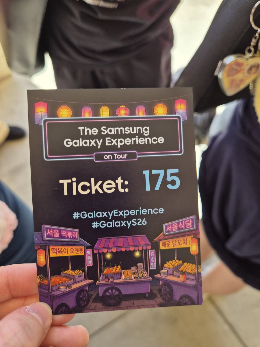 TheShyestBean's tweet photo. AHHH
#GalaxyExperience #GalaxyS26 https://t.co/rxWHk02pbi
