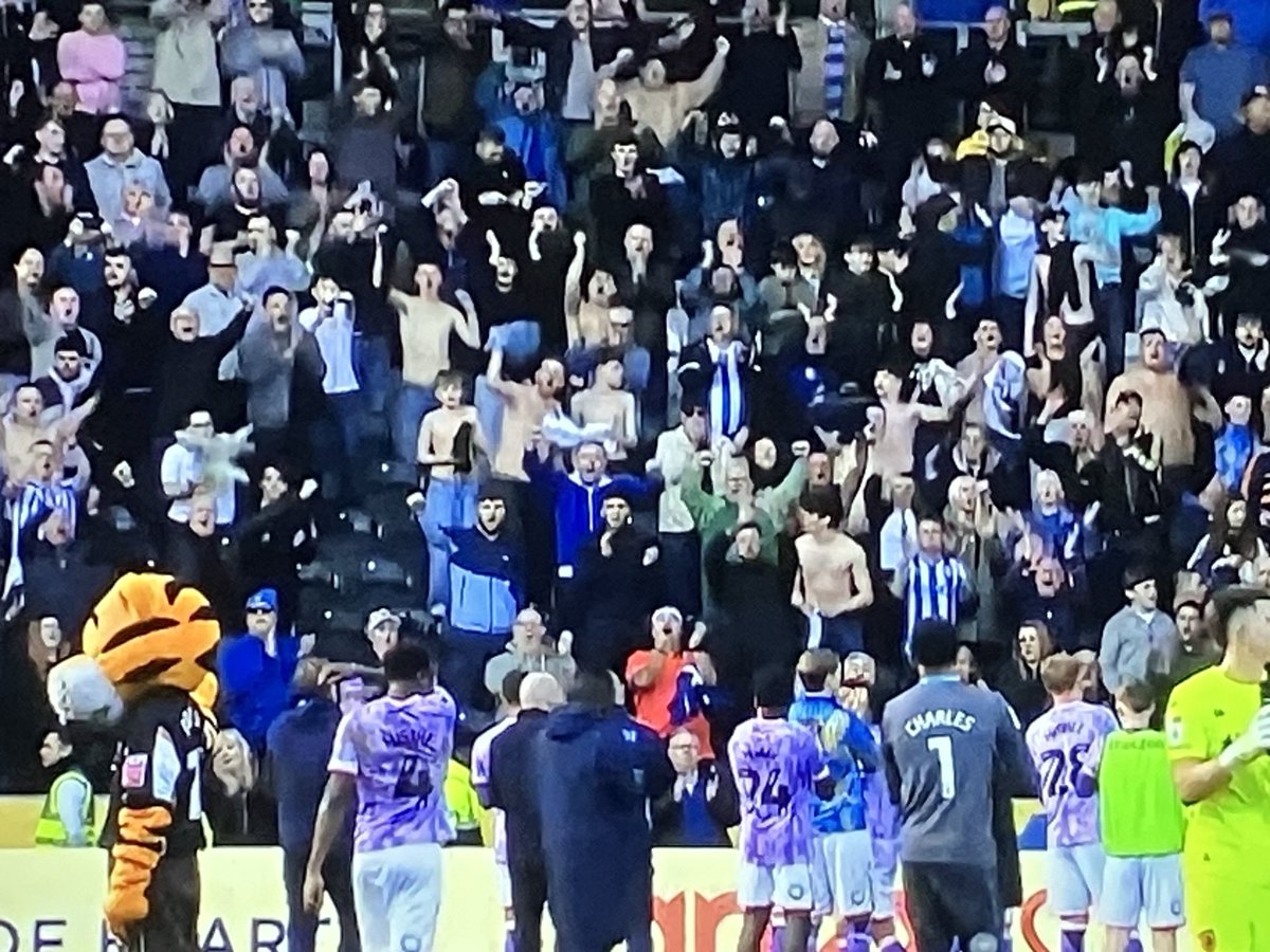 DunsbyOwl tweet media