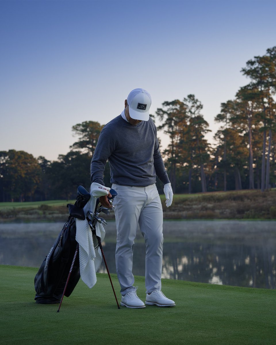 SUN DAY RED tweet media