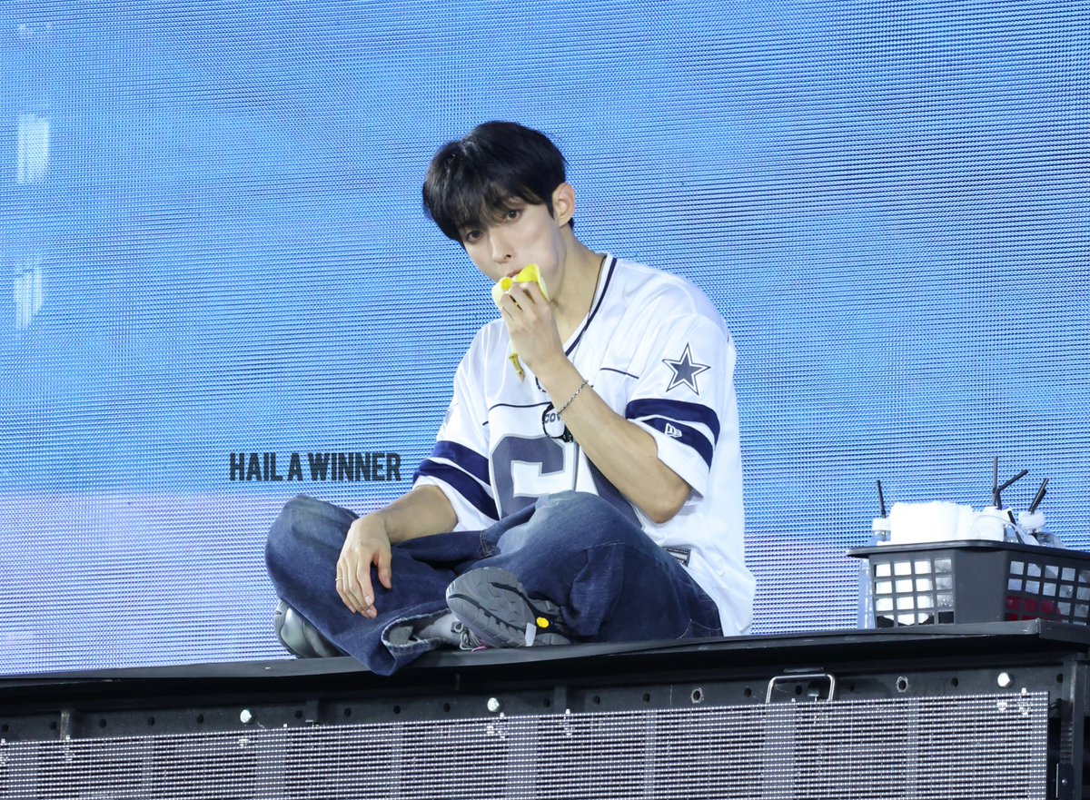 Hail a winner tweet media