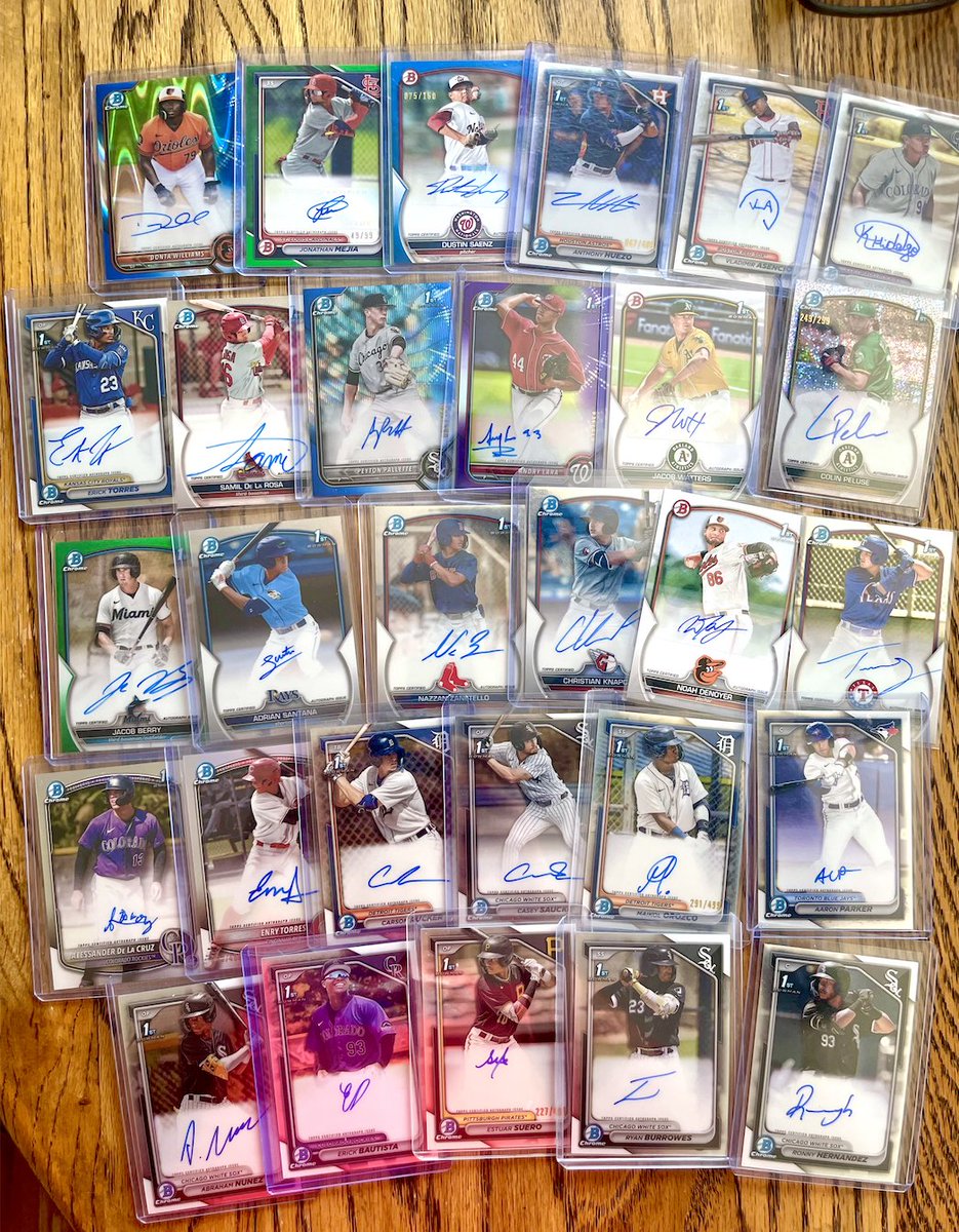 SoxStacks's tweet photo. Alright fine, i'll quit sandbagging
#SoxStacks
Bowman Autograph Lot - 29 total cards
tons of numbered, mostly 1sts
$60 shipped https://t.co/ymPK1AKOst