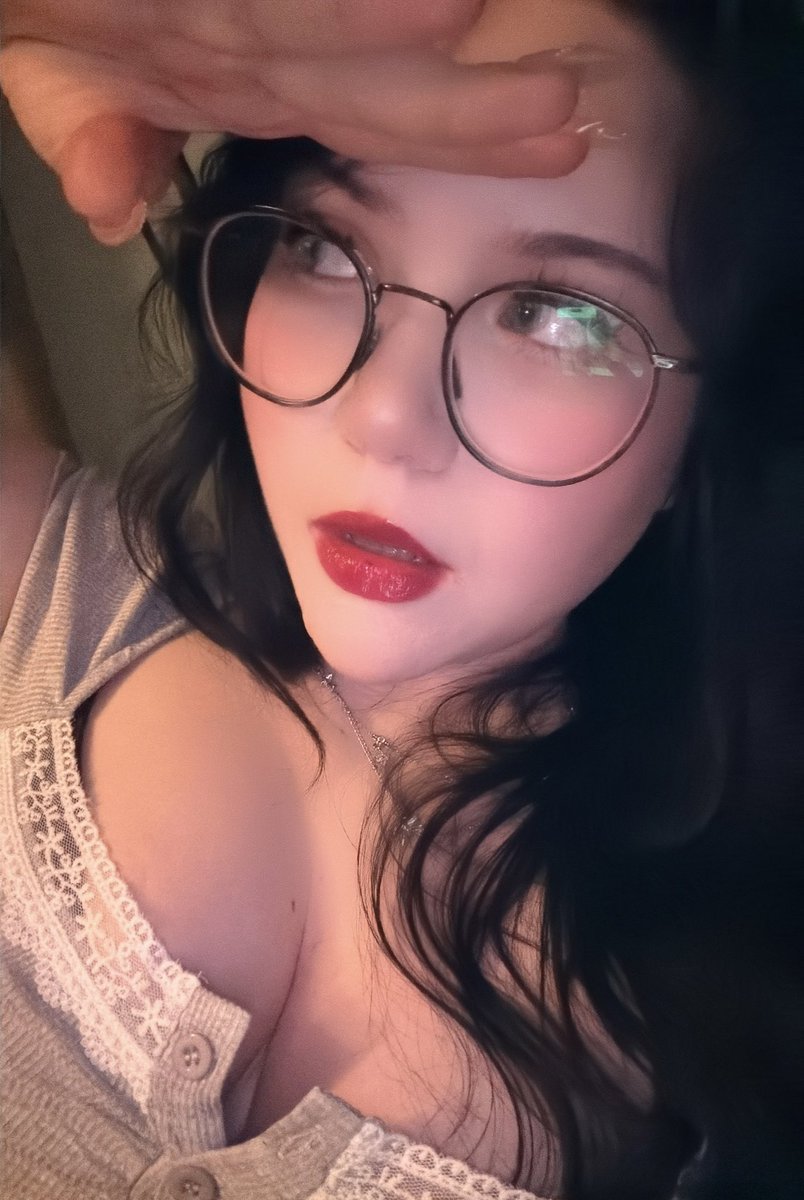 bella ೀ findom tweet media