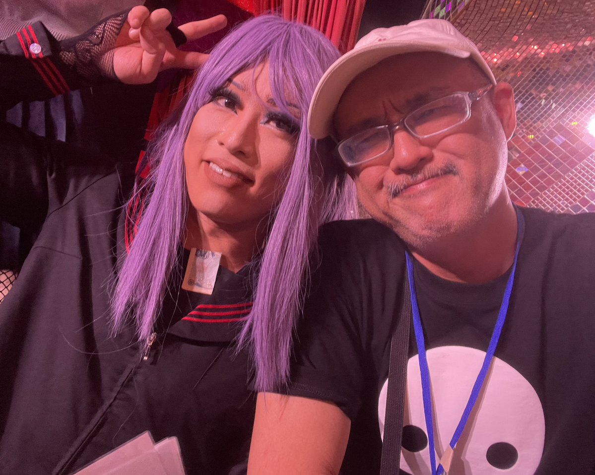 しま乳 tweet media