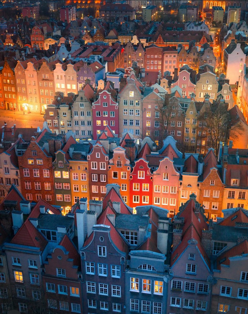 Gdansk, Poland 🇵🇱

"The moment I stepped into the center of the Polish city of Gdańsk, also known by its German name Danzig, I immediately felt the romance and history hidden within its streets. 

Almost completely destroyed during World War II, the city was rebuilt in just a