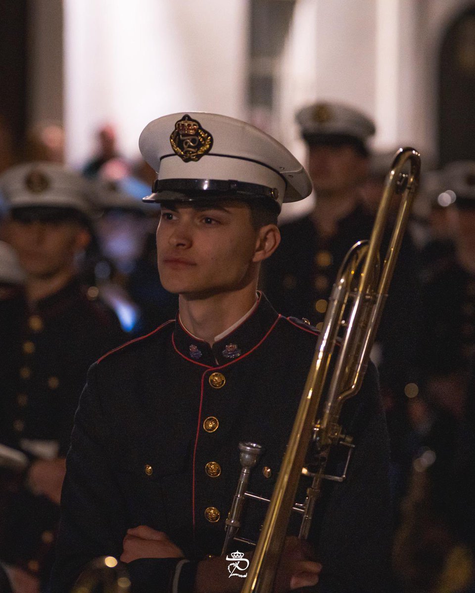 Presentación al Pueblo de Dos Hermanas tweet media