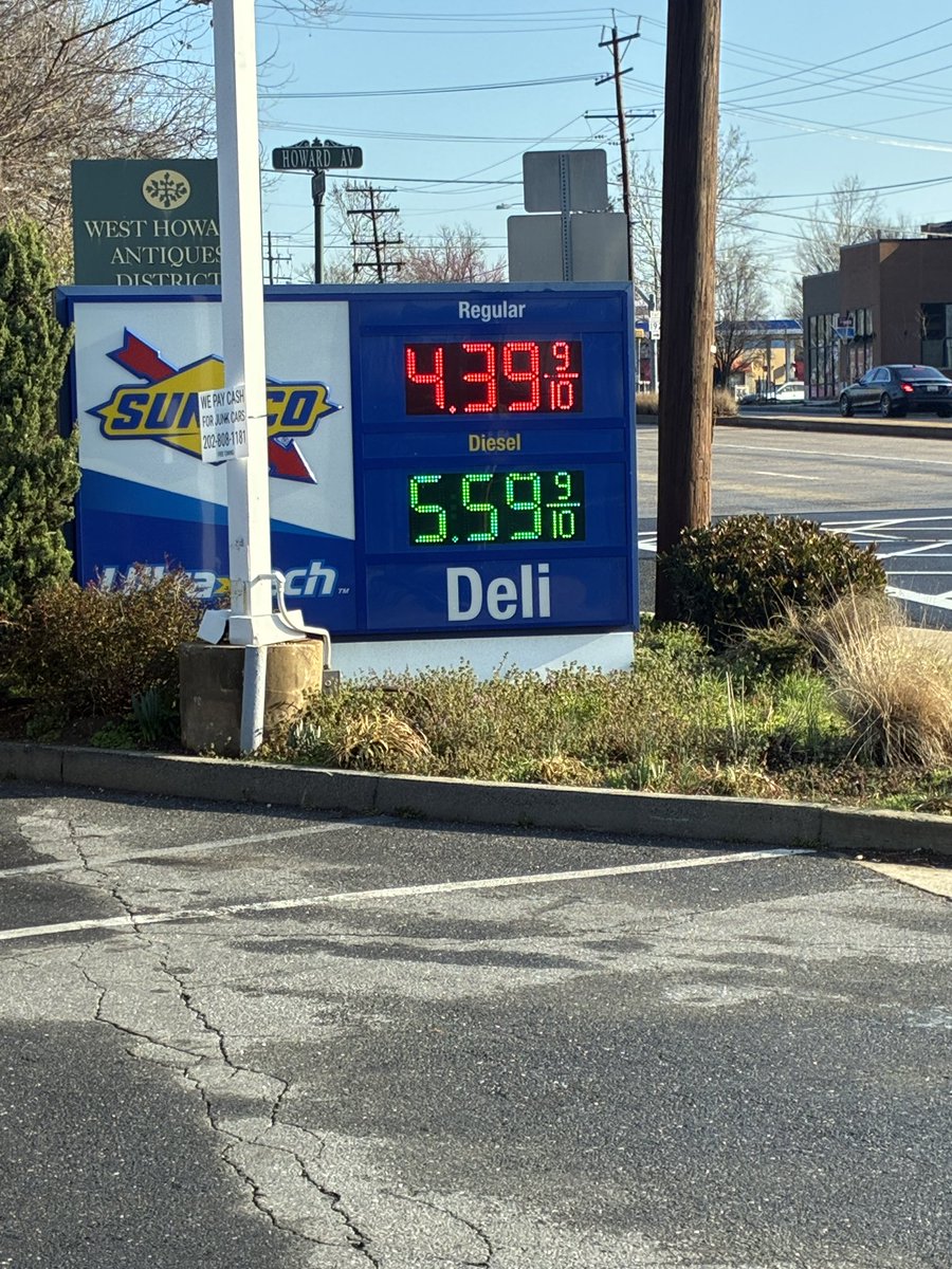 Senator Chris Van Hollen tweet media