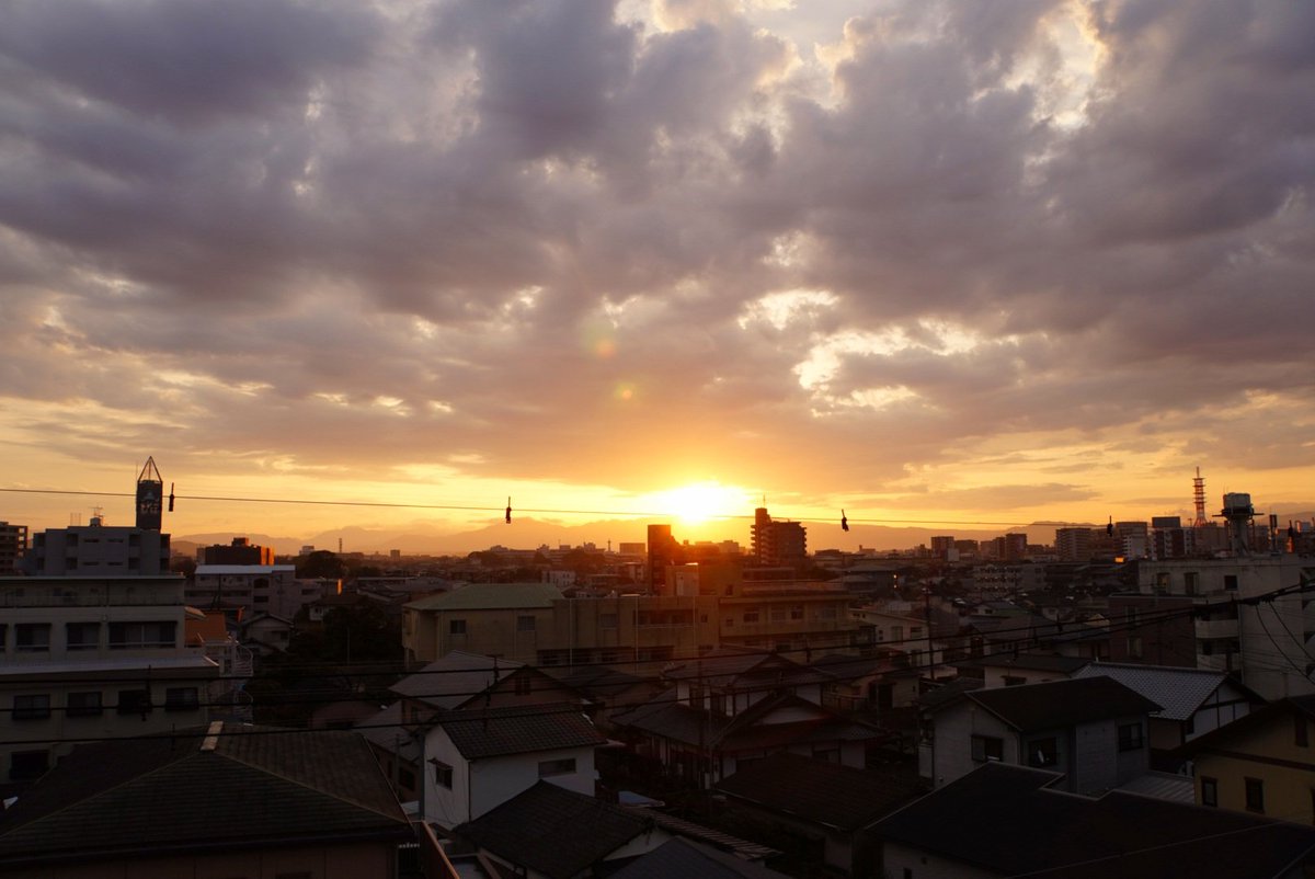 おはようございます
素敵な日曜日をお過ごしください😊
#朝日
