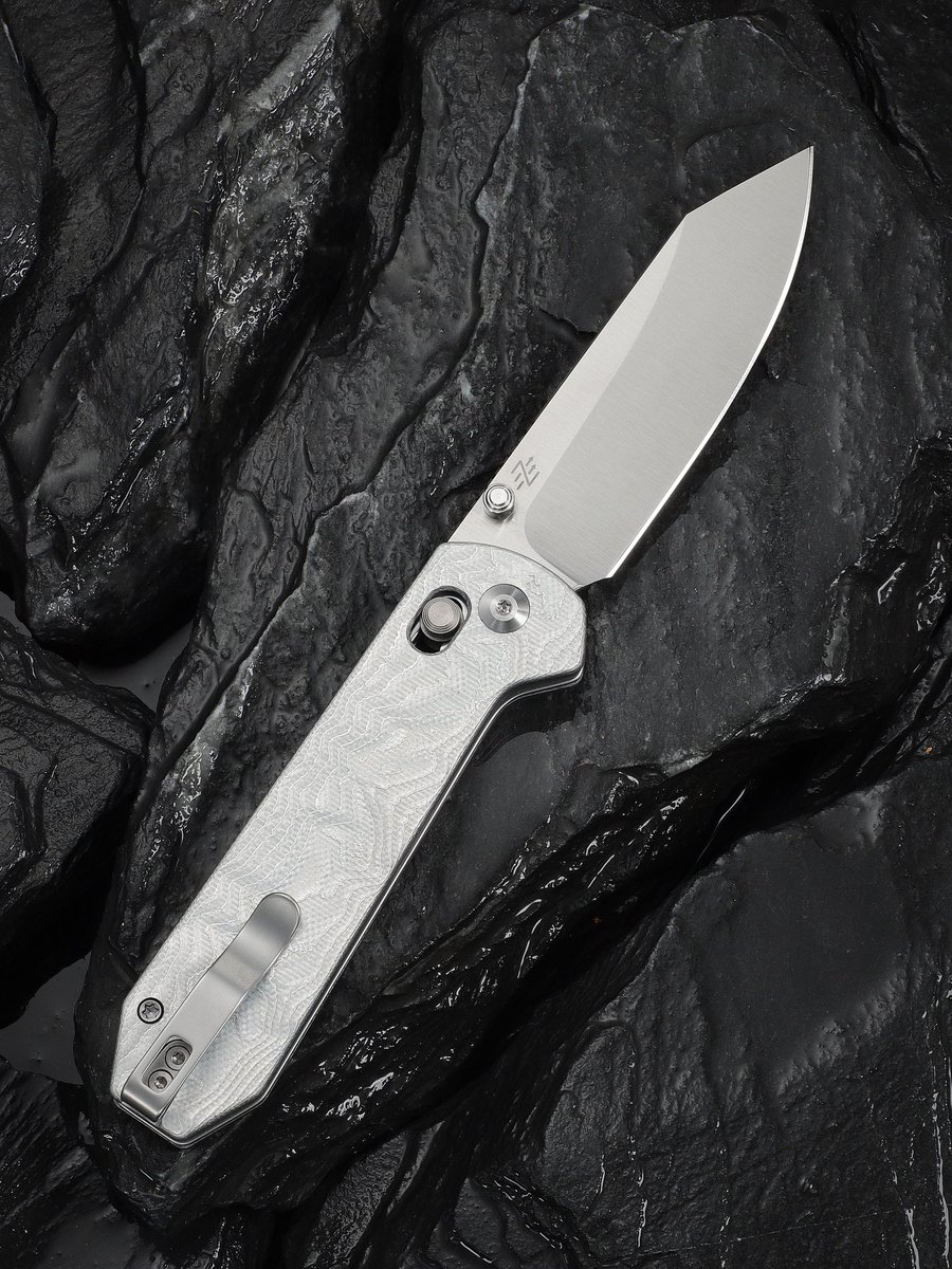 CiviviKnife's tweet image. Meet the new CIVIVI Over Yonder —
Landing on March 30th…

G10 handle with aluminum foil detail
3.35" Satin finished 14C28N blade
Smooth &amp;amp; secure crossbar lock
Designed by Zac Whitmore

civivi.com/search?type=pr…*

#civiviknife #newknife #tools #yonder