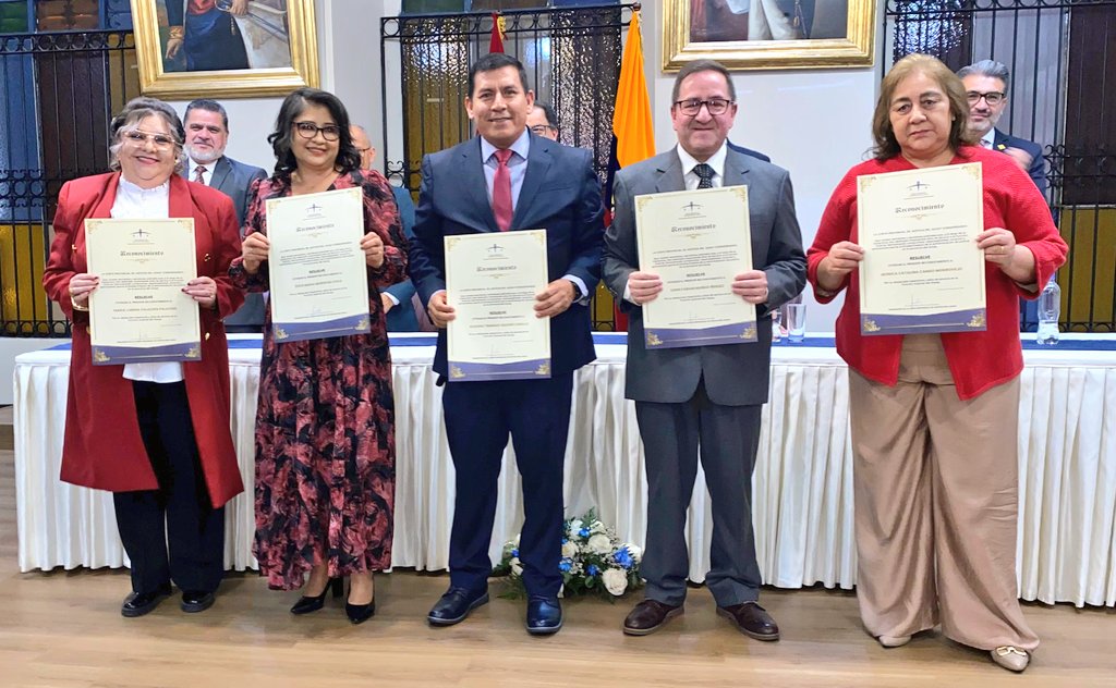 Corte Provincial de Justicia del Azuay @CorteAzuay tweet media