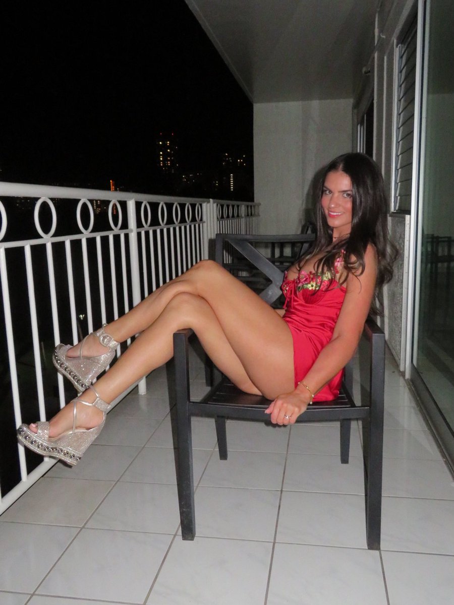 Carlie Jo tweet media