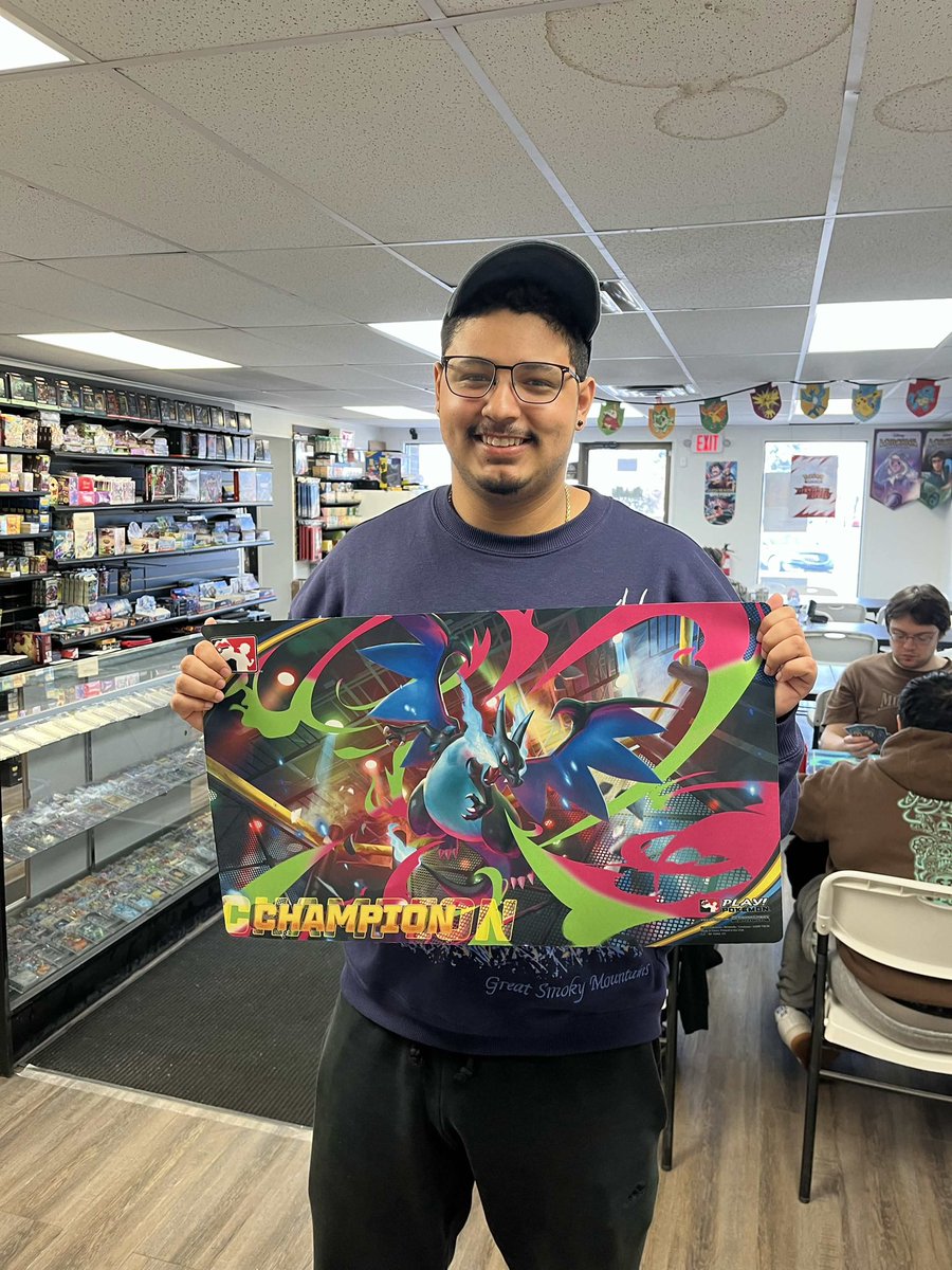 Cristian9032's tweet photo. First cup win this season on pultnoir!
Very proud how I played today and was drawing pretty good expect round 1 lol.
Match ups down below 

Round 1: @ctantrim joltik box L❌
Round 2: Grimm W ✅
Round 3: Tera ninja W ✅✅
Round 4: alakazam W✅
Round 5: mega lucario ✅ https://t.co/AP4JSP4AdP