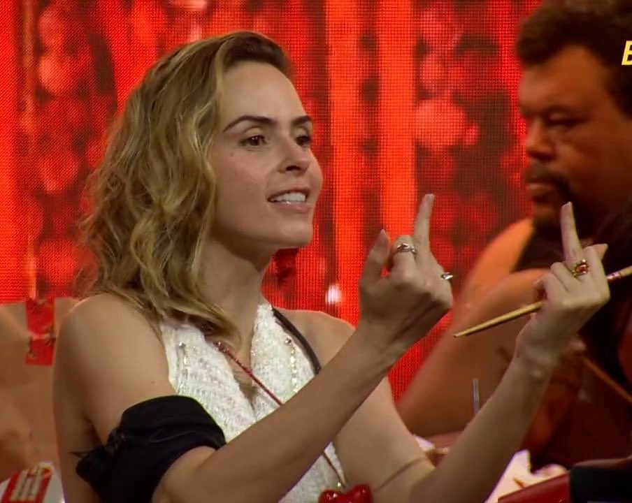 kethlyn oliveira tweet media