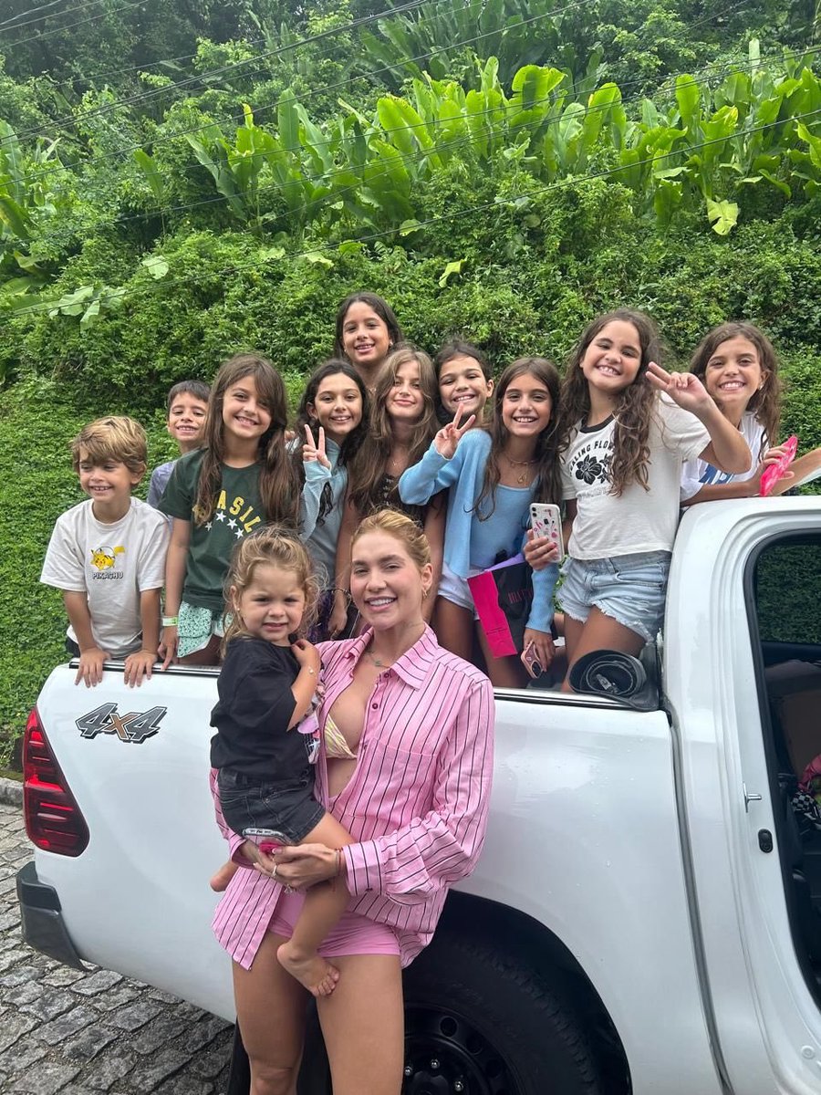 acervo virginia fonseca tweet media