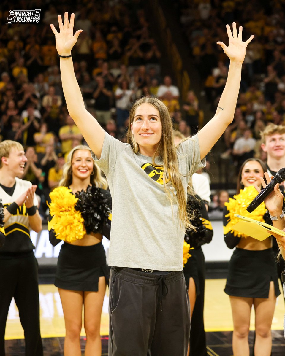 NCAA March Madness tweet media