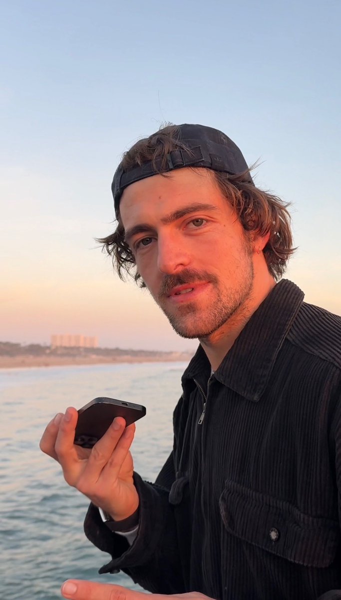 Ross Lynch News tweet media