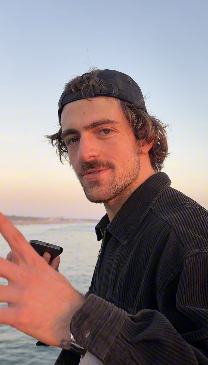 Ross Lynch News tweet media