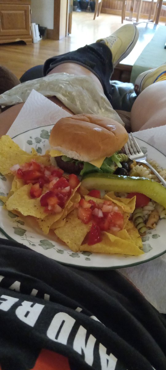 landreec tweet media