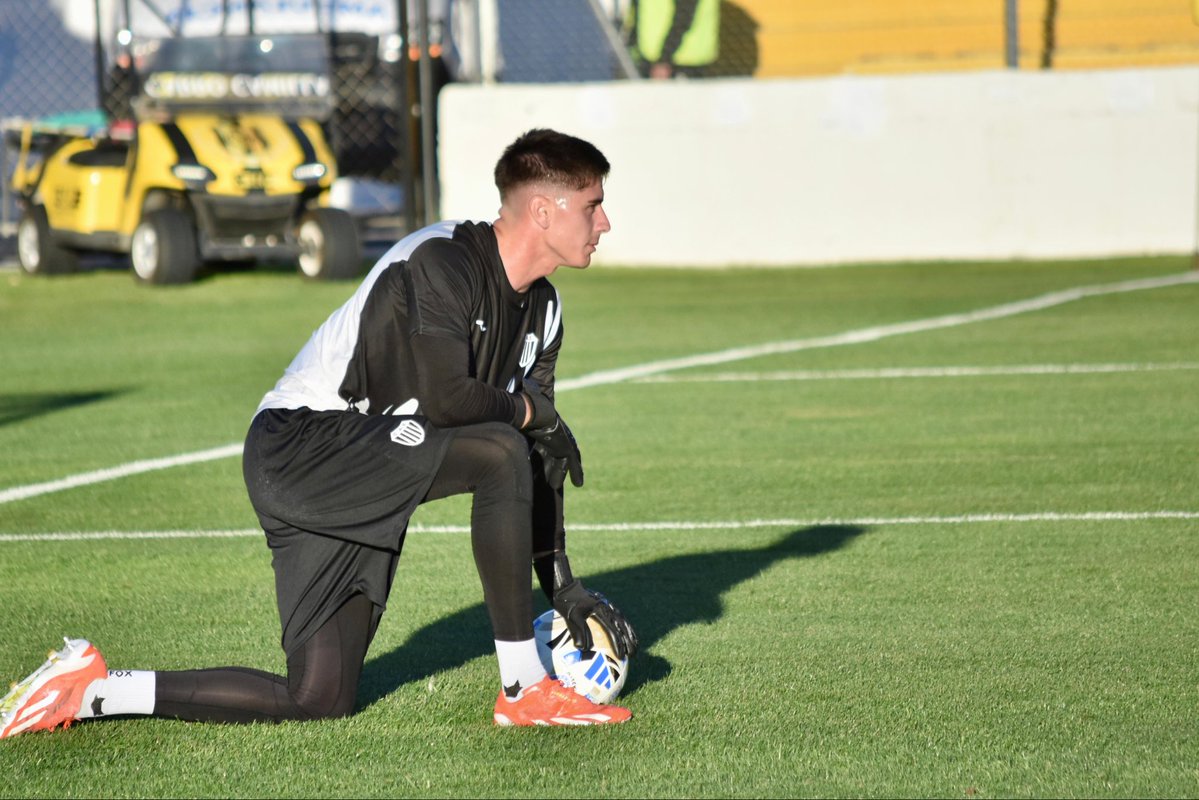 Estudiantes tweet media