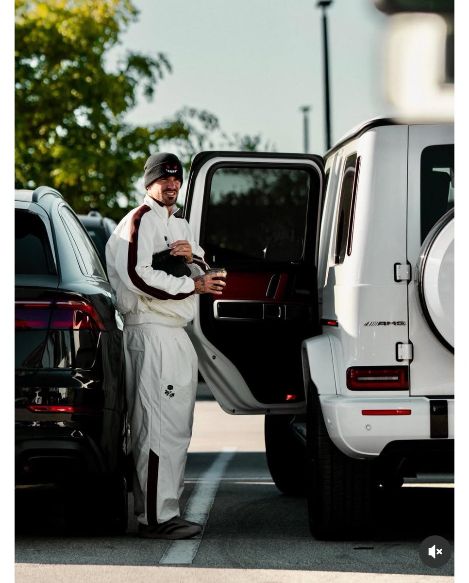 Sxm 🥀 tweet media