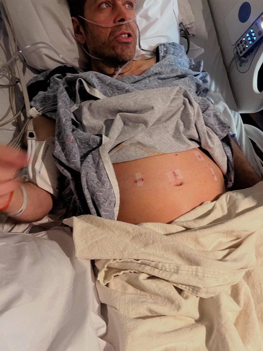 Perez Hilton tweet media