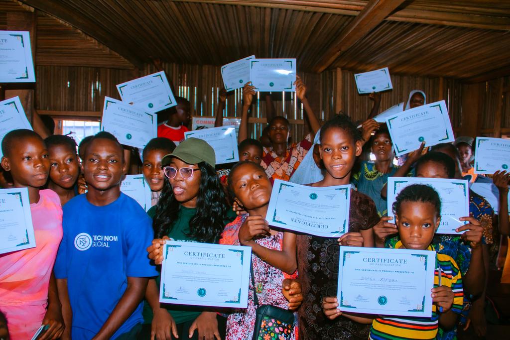 technow_global's tweet photo. Day 3. Makoko. Done.
3 days. Real kids. Real digital skills. A community that deserved this a long time ago.
We'll be back. 📍 x @theAfriminds
#TechNowGlobal #ReachingTheUnreached https://t.co/t2qQsFfQXS