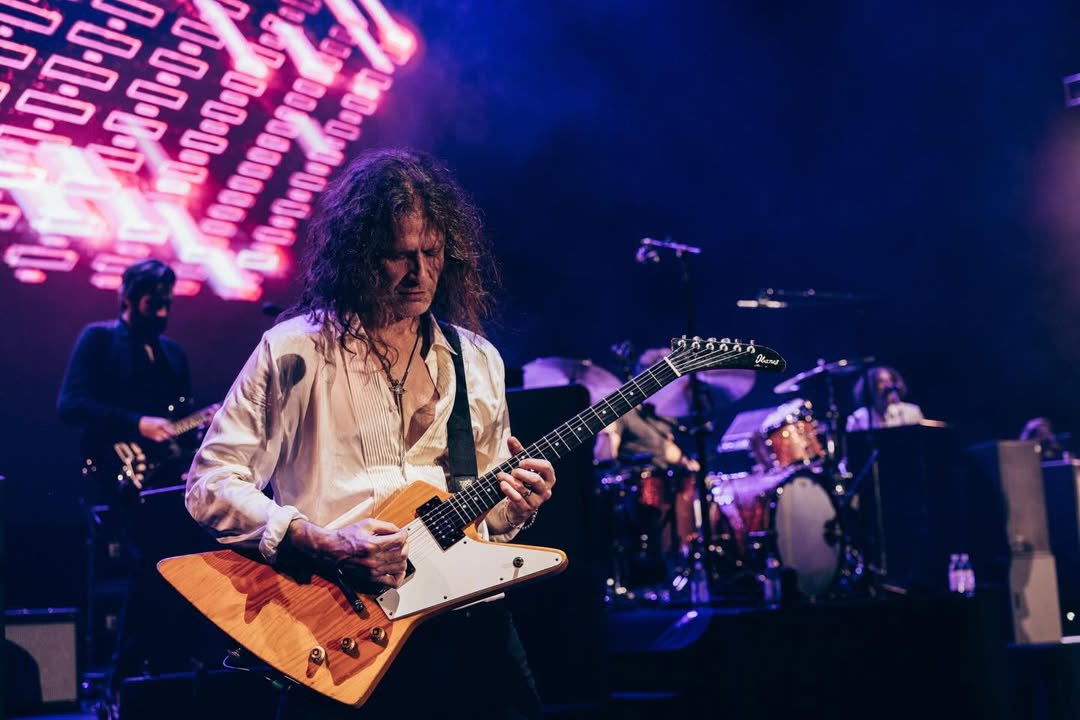 Island Records tweet media