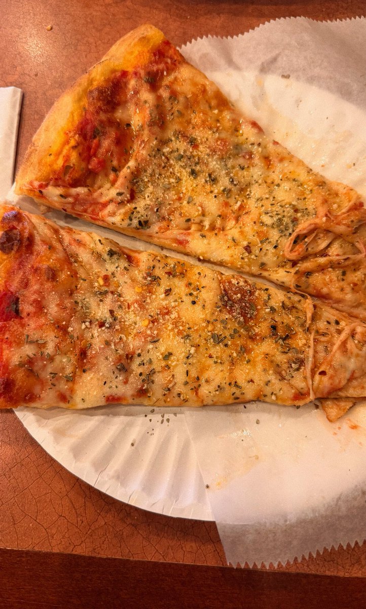 𝗠𝗶𝗸𝗮 ᓭི༏ᓯྀ the pitt s2 spoilers tweet media