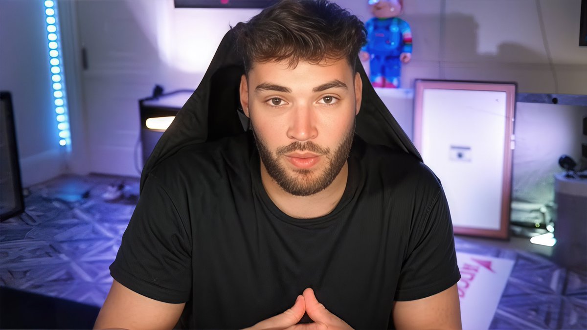 clip 🛸 tweet media