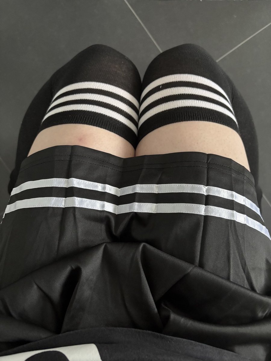 Annexia 🖤 Succubus VTuber tweet media