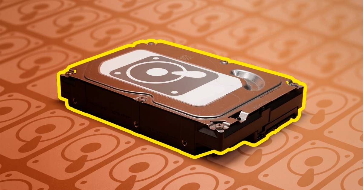 How-To Geek tweet media