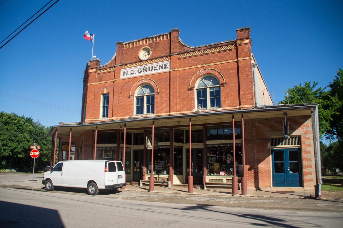 Texas Happens tweet media