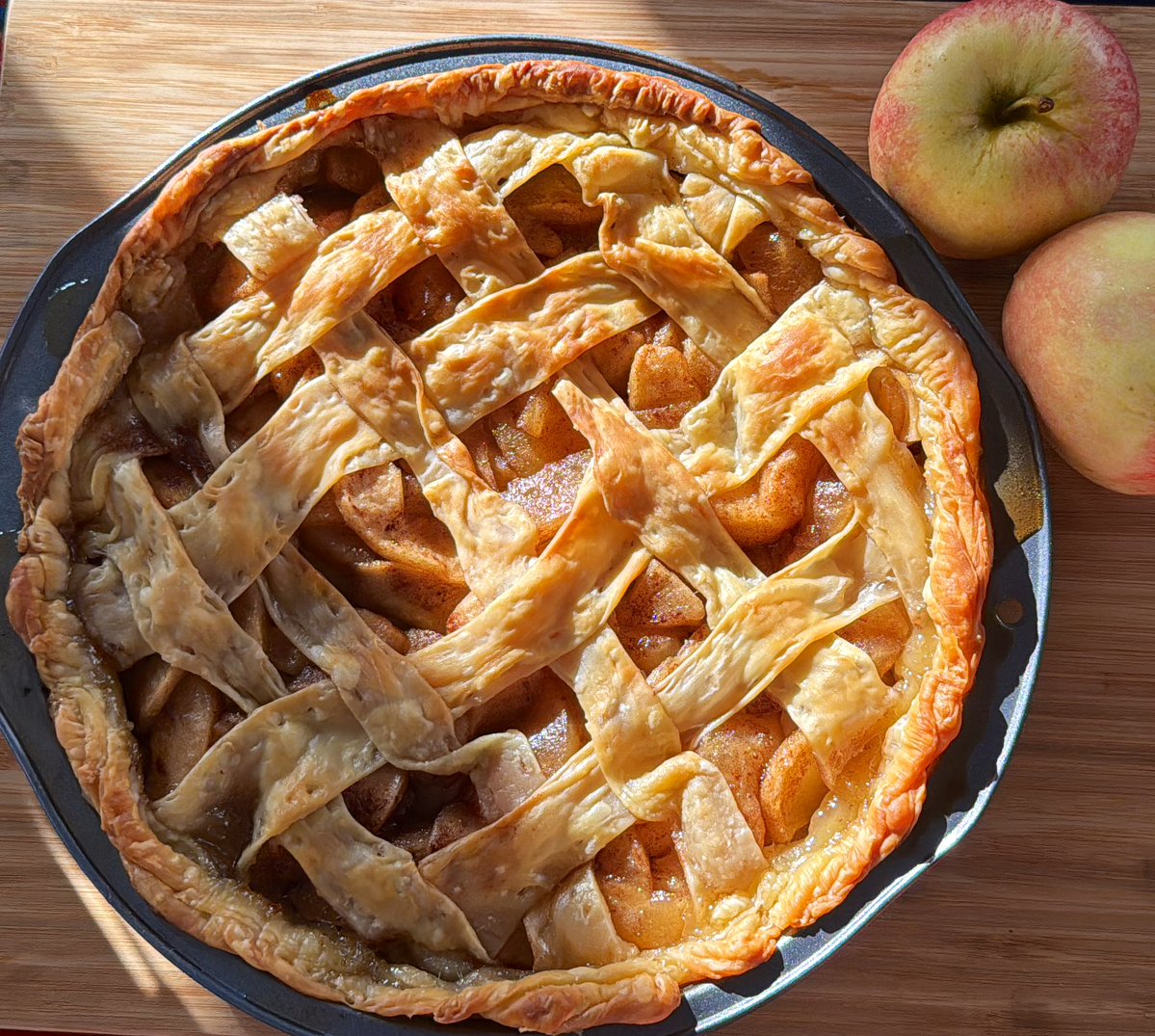 Gloria Melania Rodríguez Molina tweet media