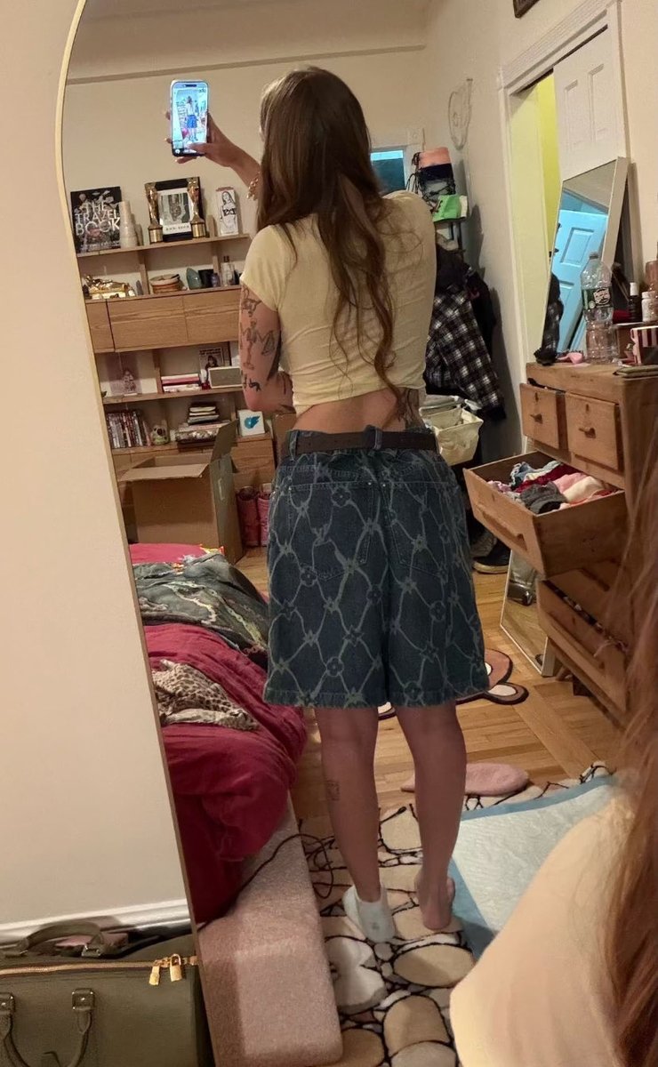 pertyyjane's tweet photo. Hey serious ones still down for massage? https://t.co/eCqsJo7sbo