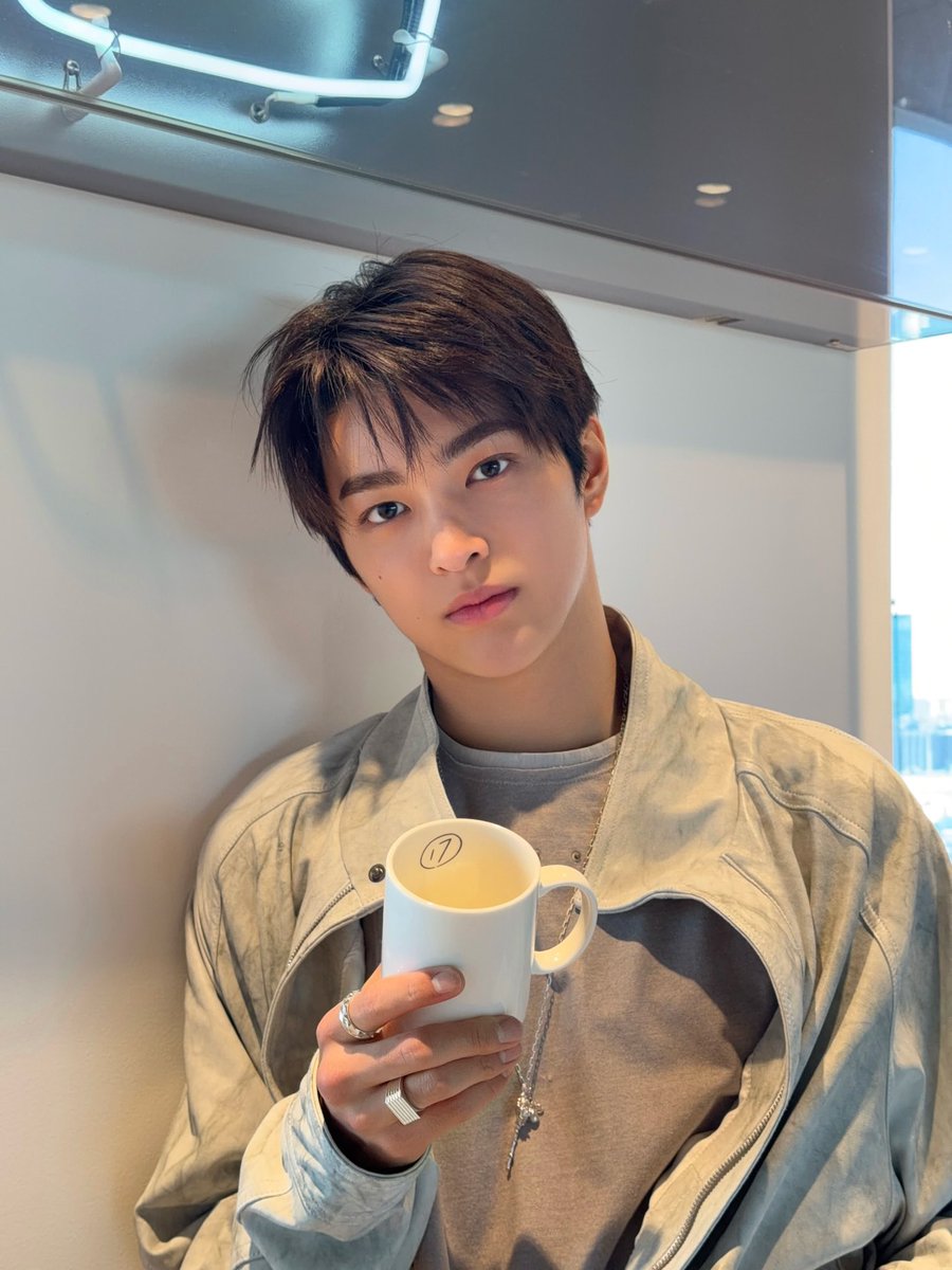 아롱이 tweet media