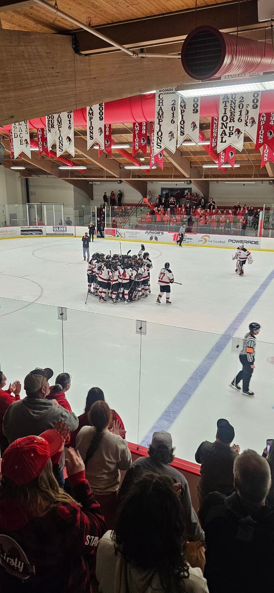 Kelly Jo Freichels tweet media