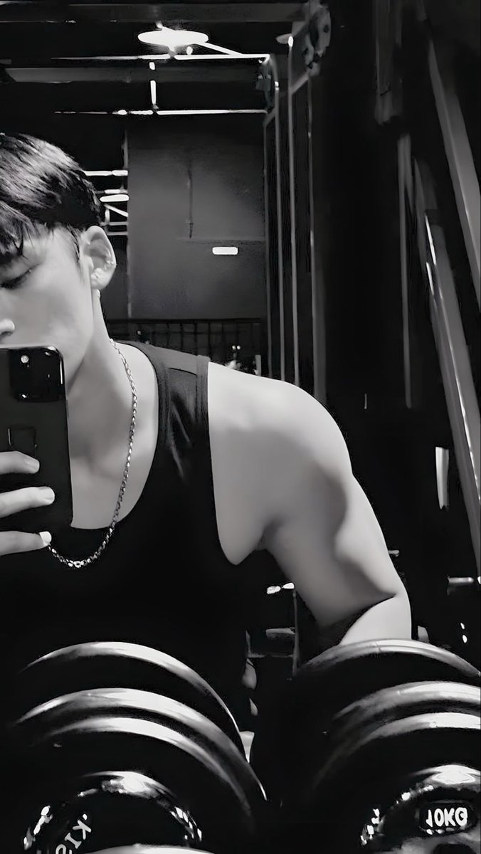 𝚂𝚒𝚖𝚘𝚗 tweet media