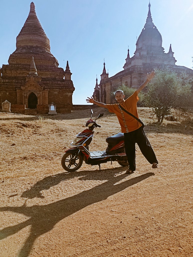 ko Myo. မွန်ပြည်နယ် ဇင်းကျိုက်သား tweet media