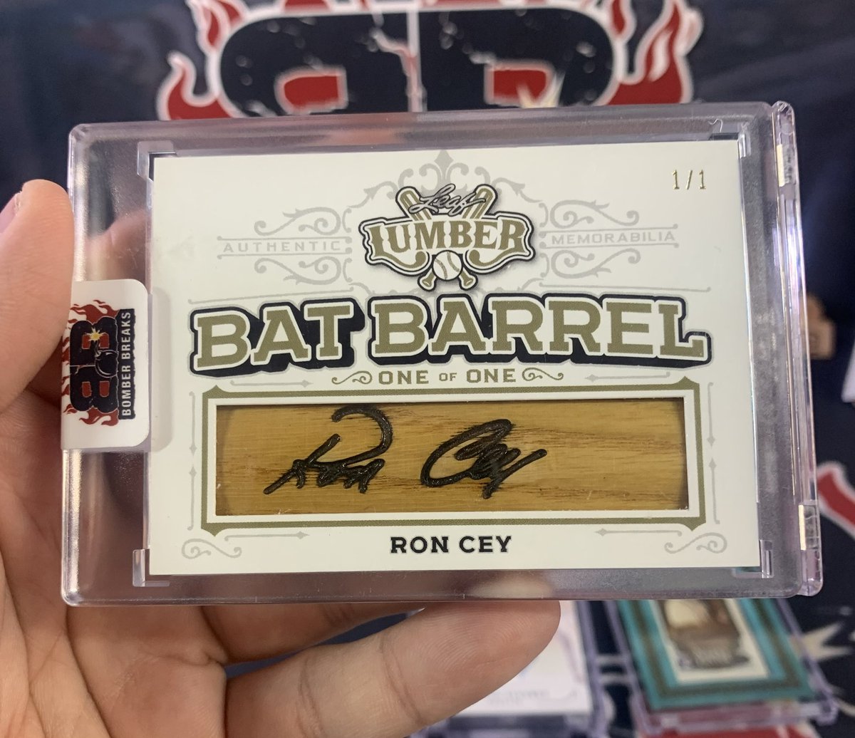 BomberBreaks's tweet image. Bat Barrel 1/1 of Ron Cey pulled in our @bomberbreaks Ignition Baseball breaks! 🔥🔥 @Leaf_Cards #baseballcards #oneofone #losangelesdodgers #dodgers #thehobby