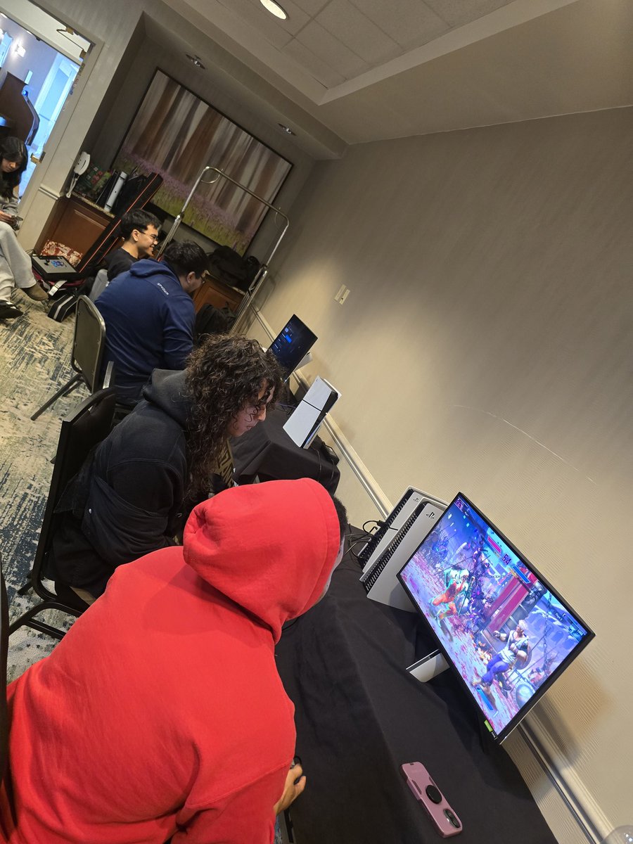 UA|Frankie G tweet media