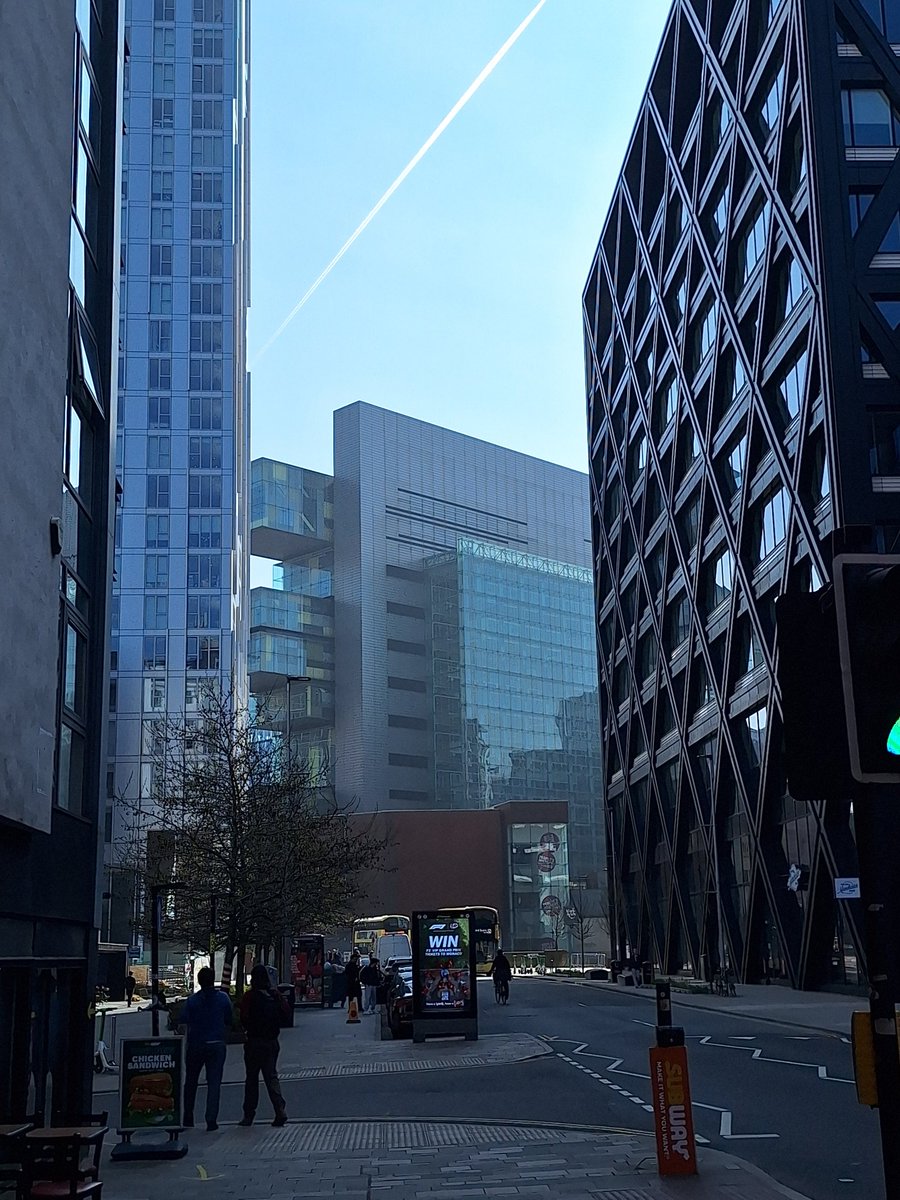 norb 🦦🚲🚋🏗️ tweet media