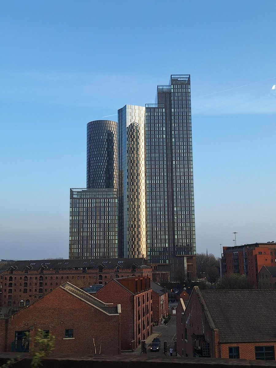 norb 🦦🚲🚋🏗️ tweet media