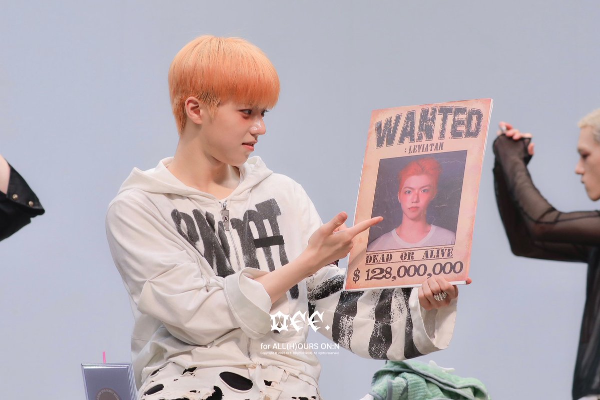 𝗢𝗙𝗙. tweet media