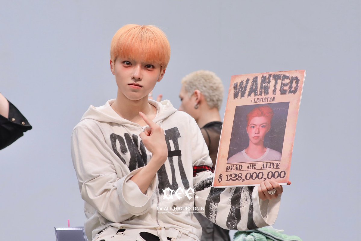 𝗢𝗙𝗙. tweet media