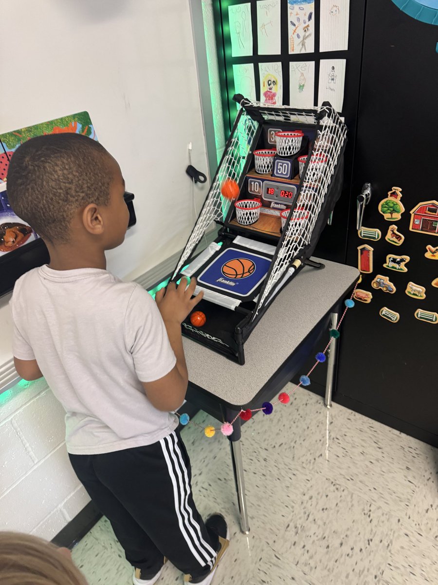 Mrs. Kollack tweet media