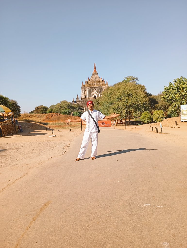 ko Myo. မွန်ပြည်နယ် ဇင်းကျိုက်သား tweet media