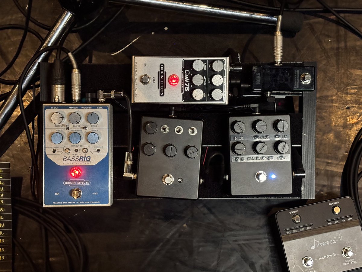 ヘくぼき tweet media