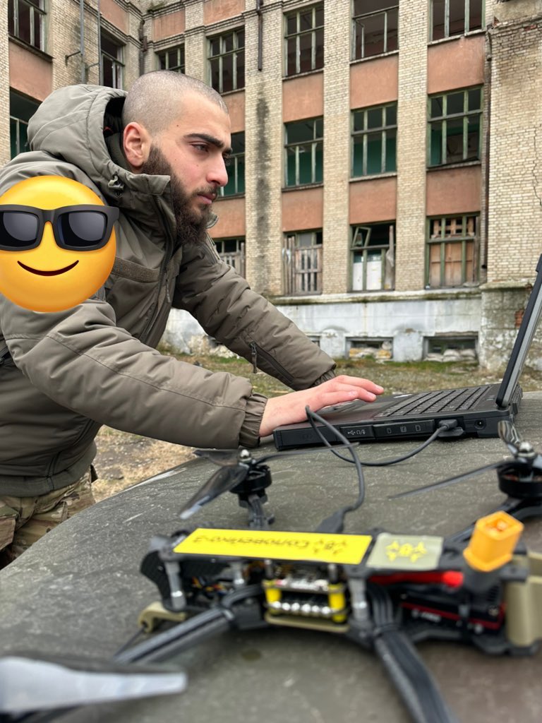 DakdaR22's tweet image. 138$ left to go to reach 1000$ milestone for defenders from Kupiansk 🇺🇦🙌
Can we do it today?☺️
support fighters from counteroffensive oblast🇺🇦🙏

🚨9thOmbr need 4x4 van for their combat missions, for transport of supplies and evacuation in Kupiansk direction🇺🇦, 

🎯: 7000$
✅️: